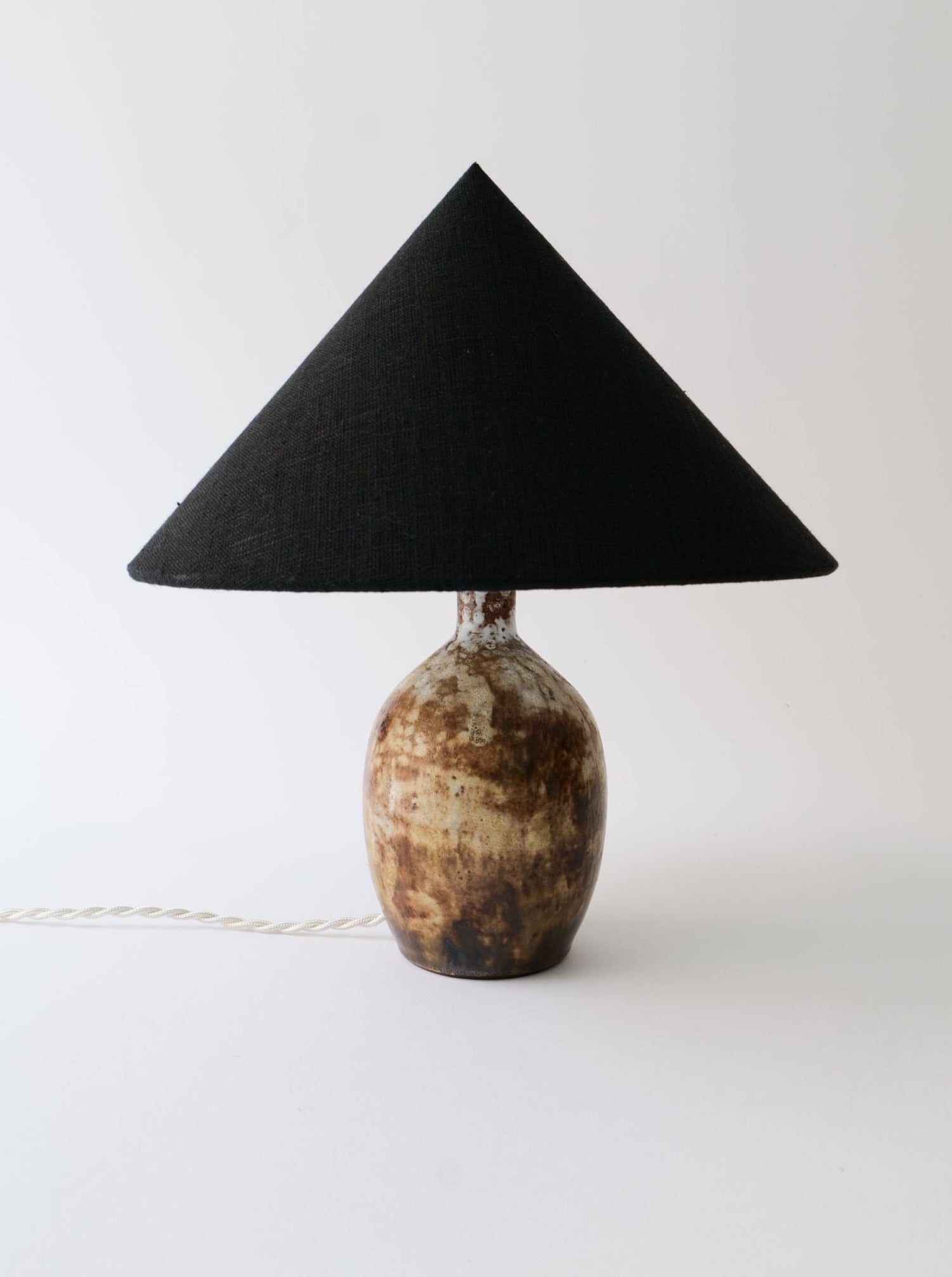 Kostanda Ceramic Lamp