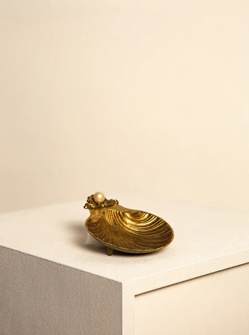 Italian brass shell tray from the 1960s, featuring intricate details and elegant design