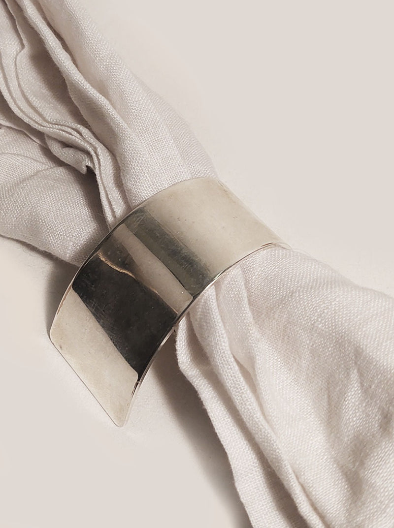 Elegant napkin ring set with intricate floral patterns