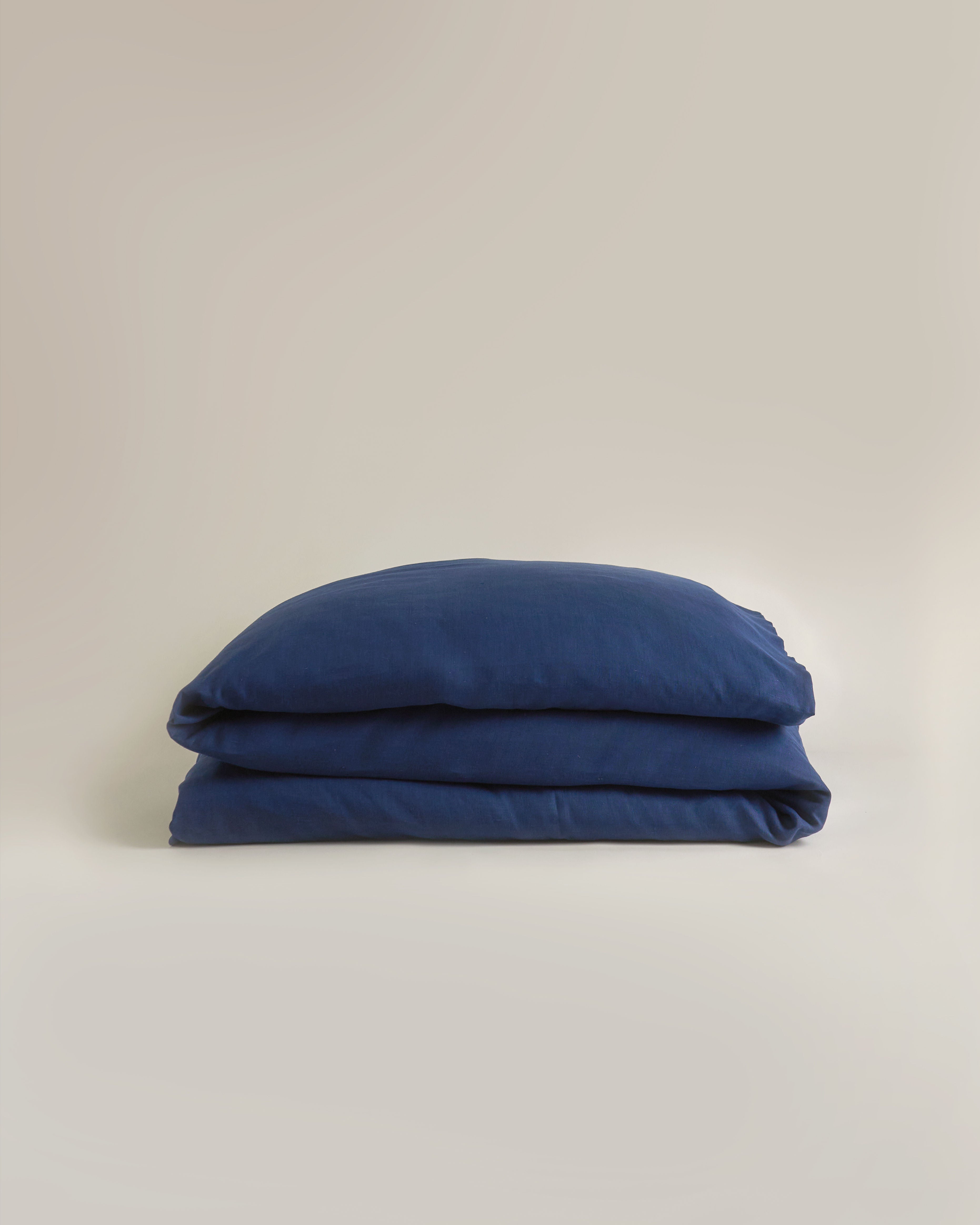 Hemp duvet cover made from 100% organic and sustainably sourced hemp fabric