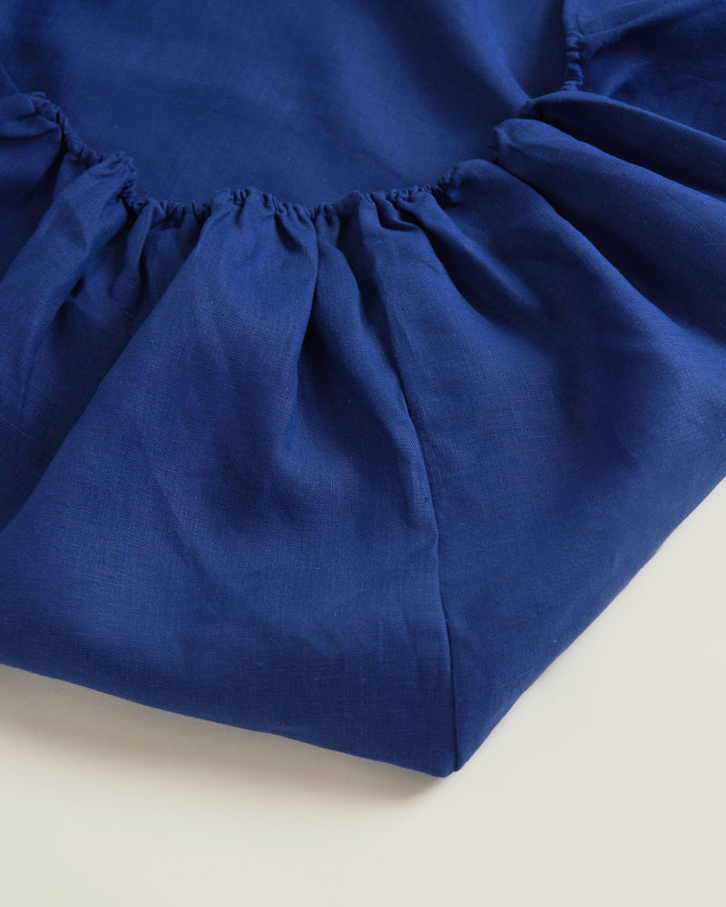 Naturally hypoallergenic and breathable Hemp Fitted Sheet for a cozy sleep