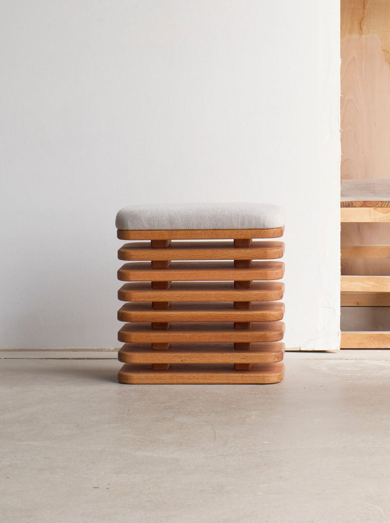 Handcrafted Ushigome-Yanagichio stool with traditional Japanese design