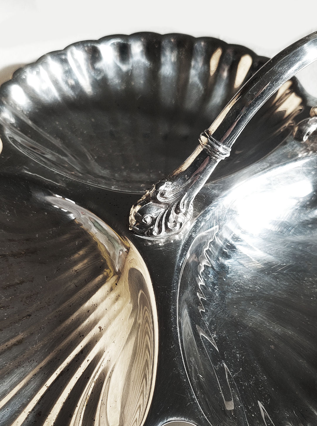 Three-section silver-plated shell triple server for serving snacks and appetizers