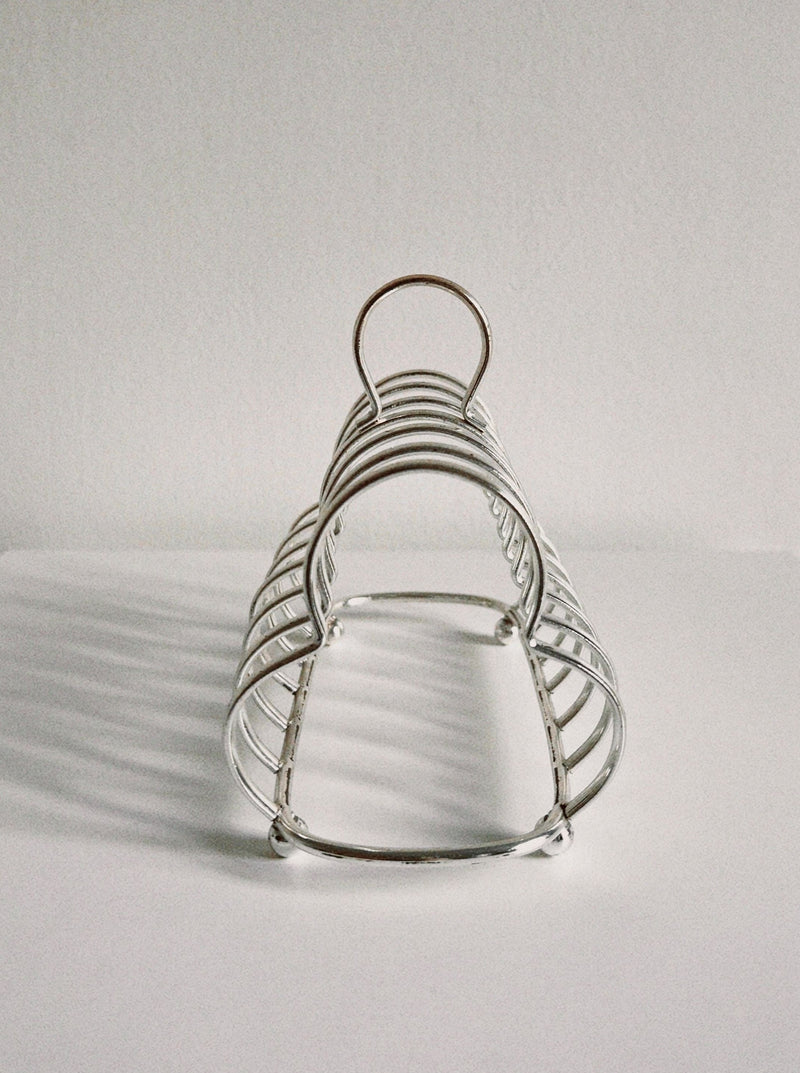 Silver Metal Toast Rack with Club Shaped Design for Holding Toast